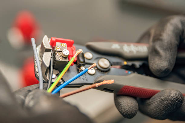 Best Electrician Near Me  in Buhl, MN