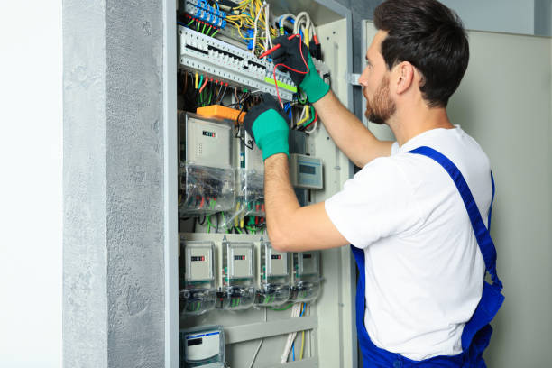 Best Electrical Contractors for Businesses  in Buhl, MN